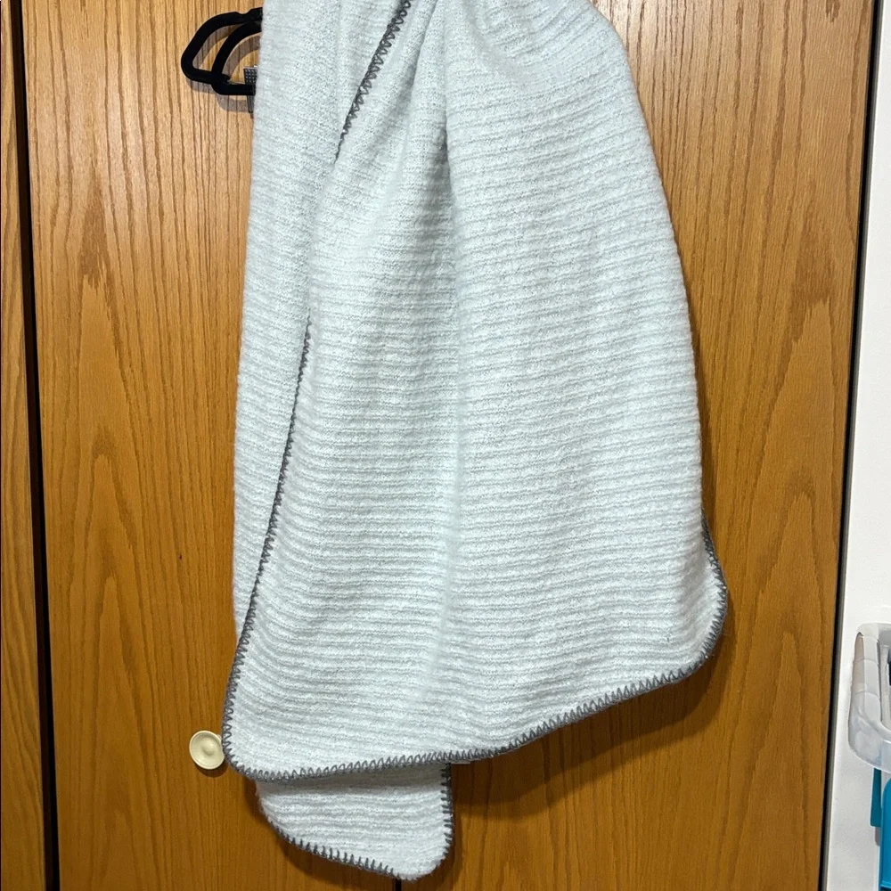 Anthropologie‎ chunky ribbed contrast stitching wide wrap scarf